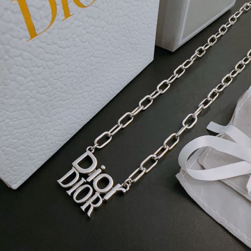 chr1st1an D10r necklaces